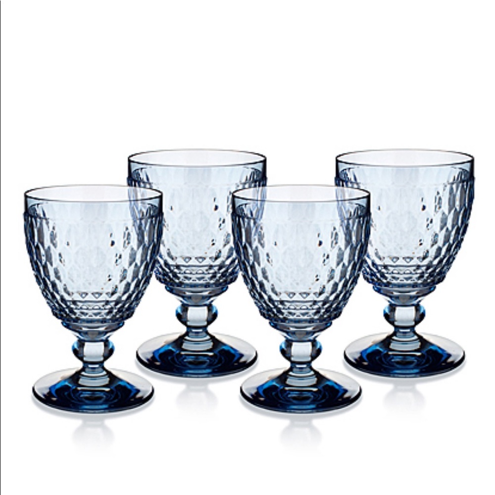 villeriy & boch blue crystal goblets. Set of 8.